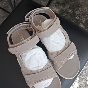 Clarks Mira Bay Stone Beige Sandals